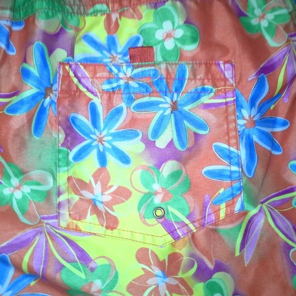 Body Glove Floral Surf Board Water Swim Trunks - Picture 6 of 8